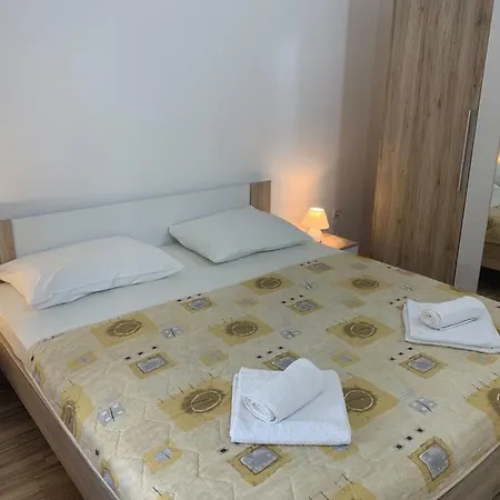 Jana Apartman Klenovica