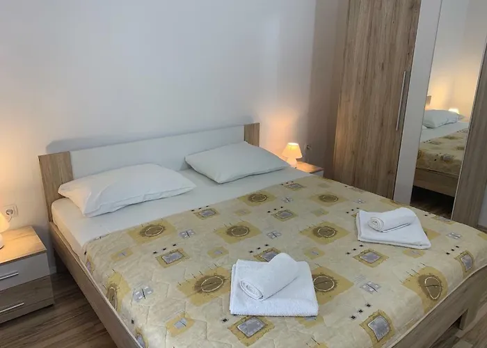 Jana Apartman Klenovica