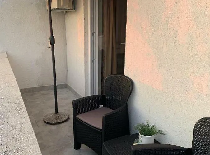 Jana Apartman Klenovica
